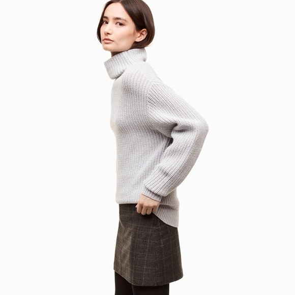 Aritzia Wilfred Montpellier Sweater in Heather Light Grey - Picture 13 of 13